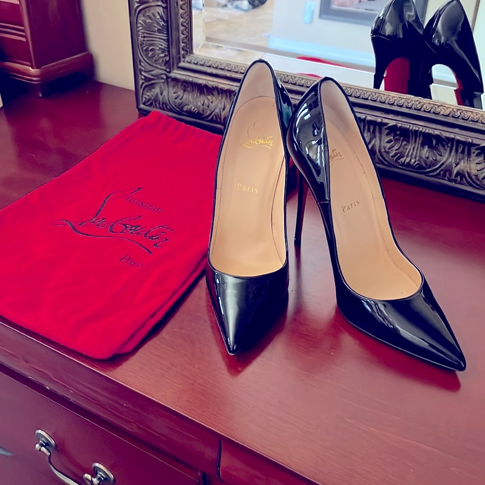 Christian Louboutin So Kate 120cm heels